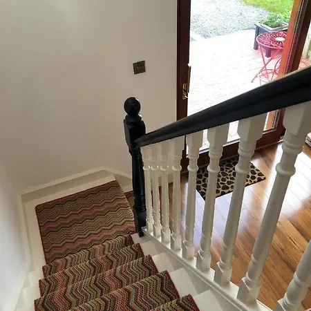 4 Harbour Town House