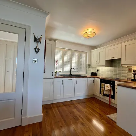 Дом отдыха 4 Harbour Town House Вэстпорт