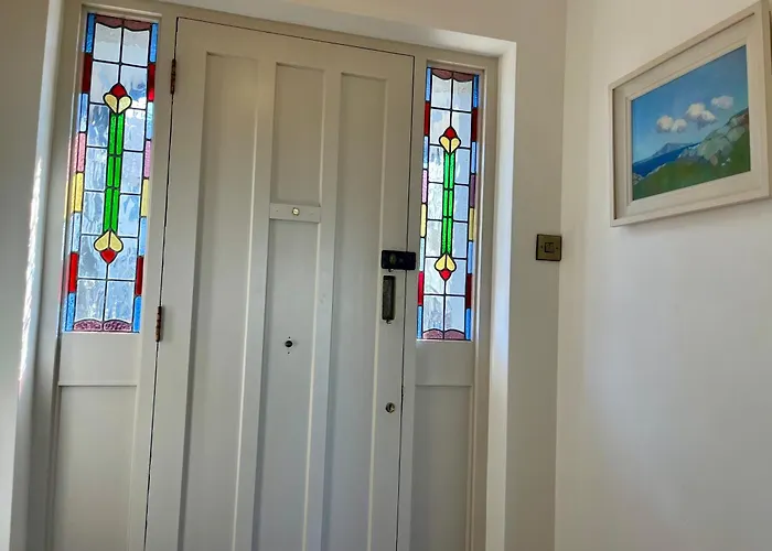 4 Harbour Town House *